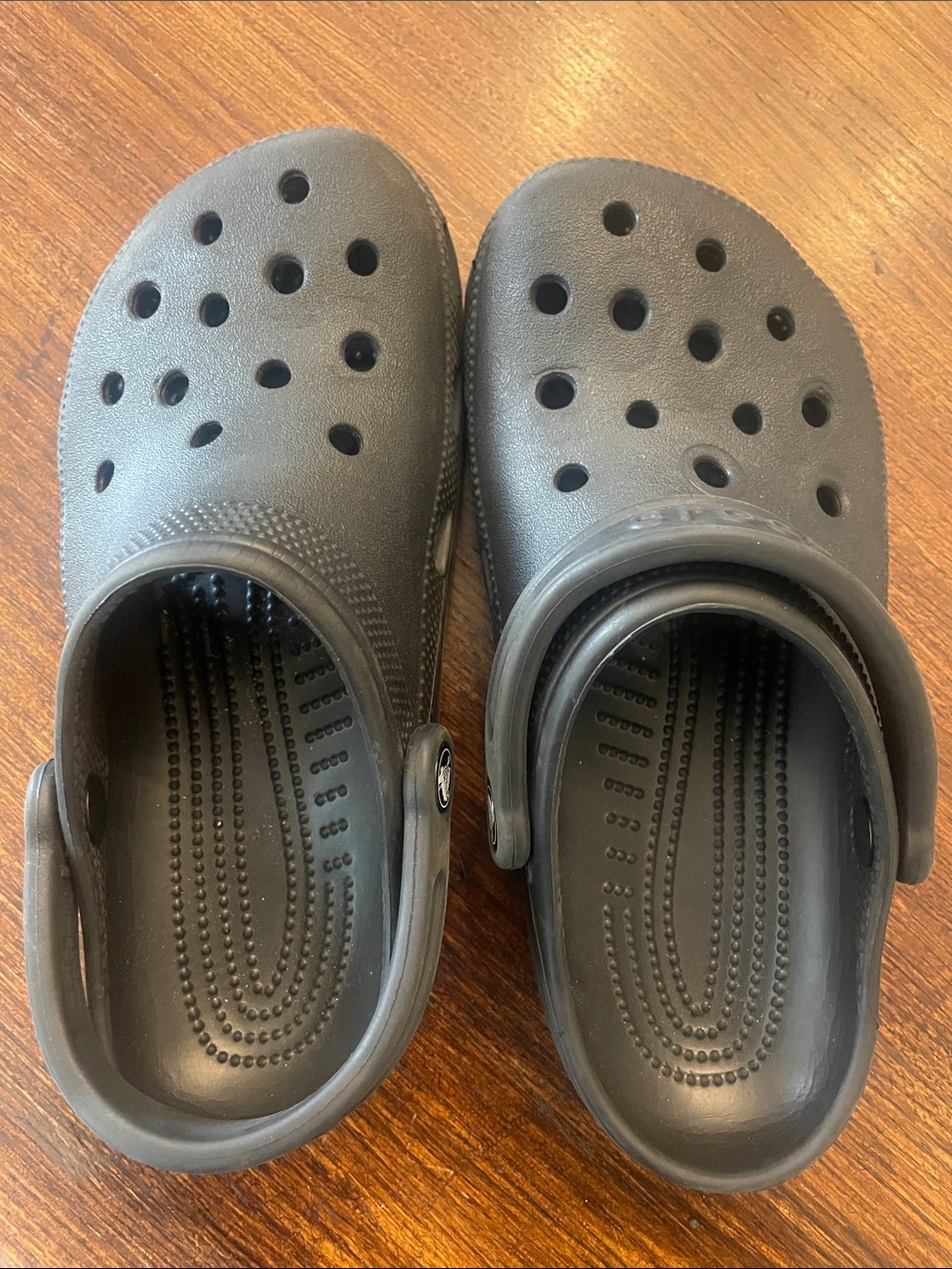 CROCS Classic Clog in Black